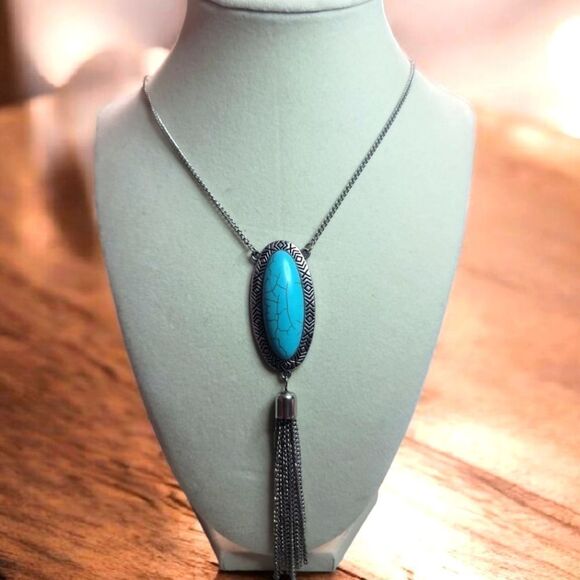 Silver and Turquoise Fashion Pendant Necklace - Picture 1 of 4